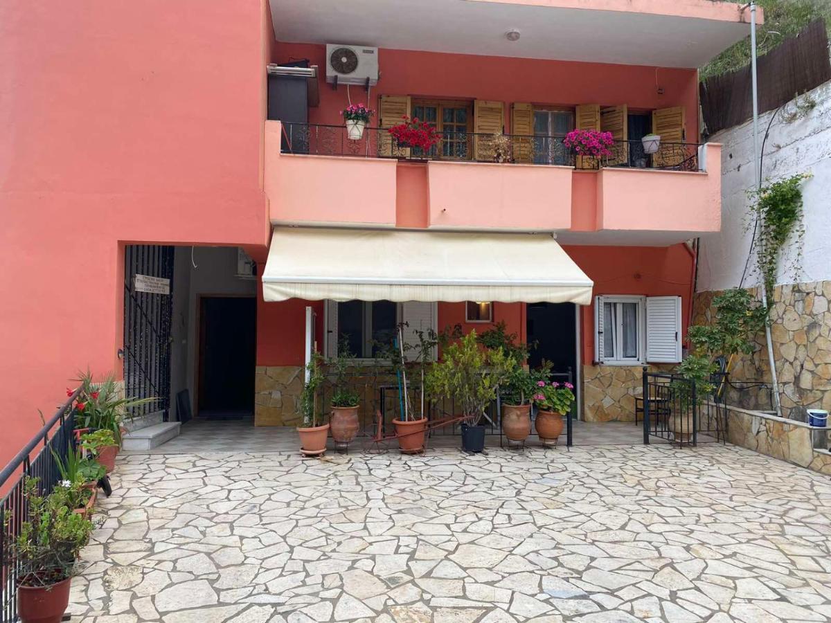 Nakou Freideriki Anthousa Pargas Exterior photo